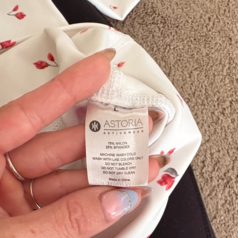 ASTORIA Activewear LUXE Rose Blossom Leggings - Picture 4 of 5